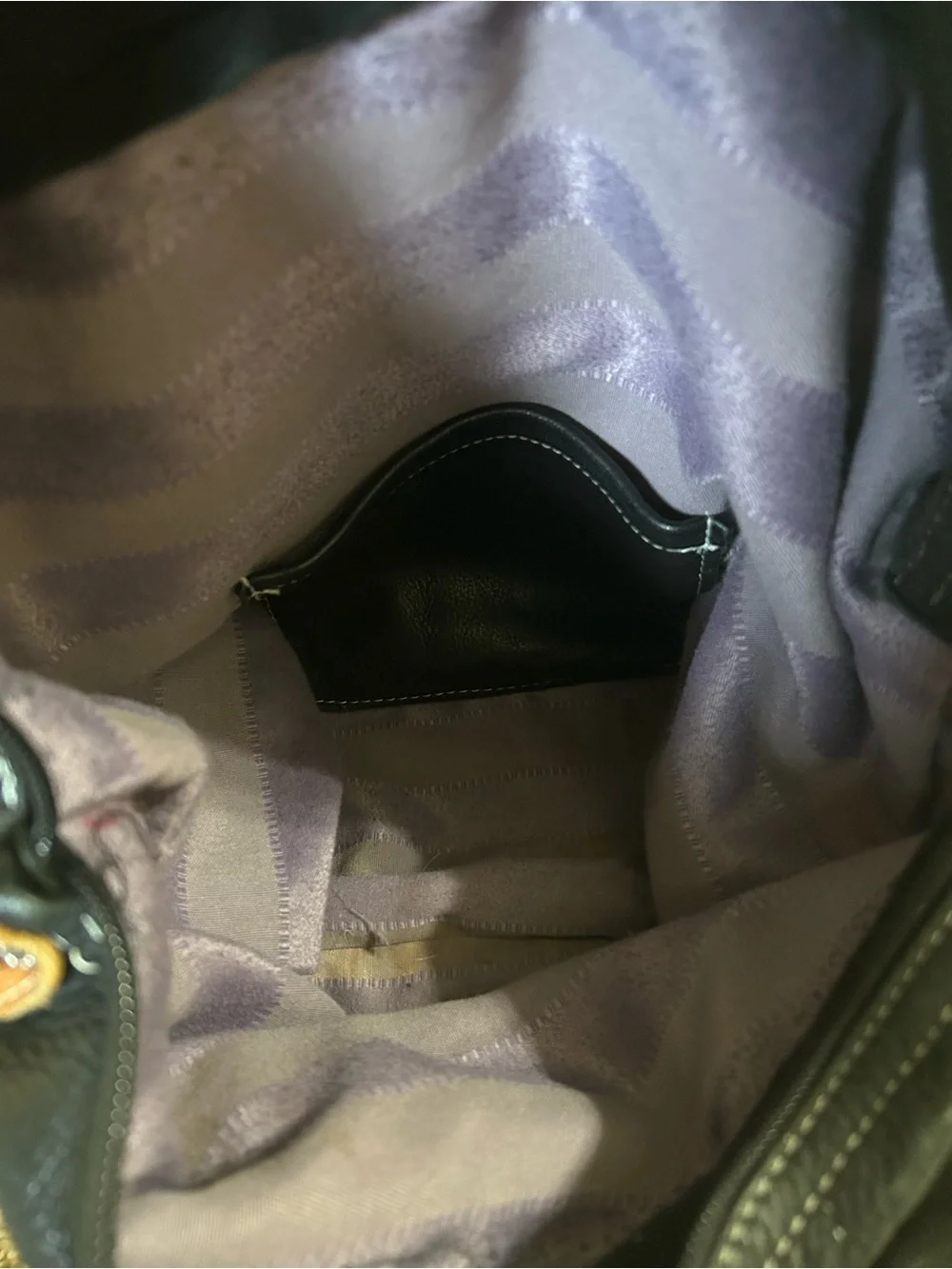 Hides In Hand hides hand